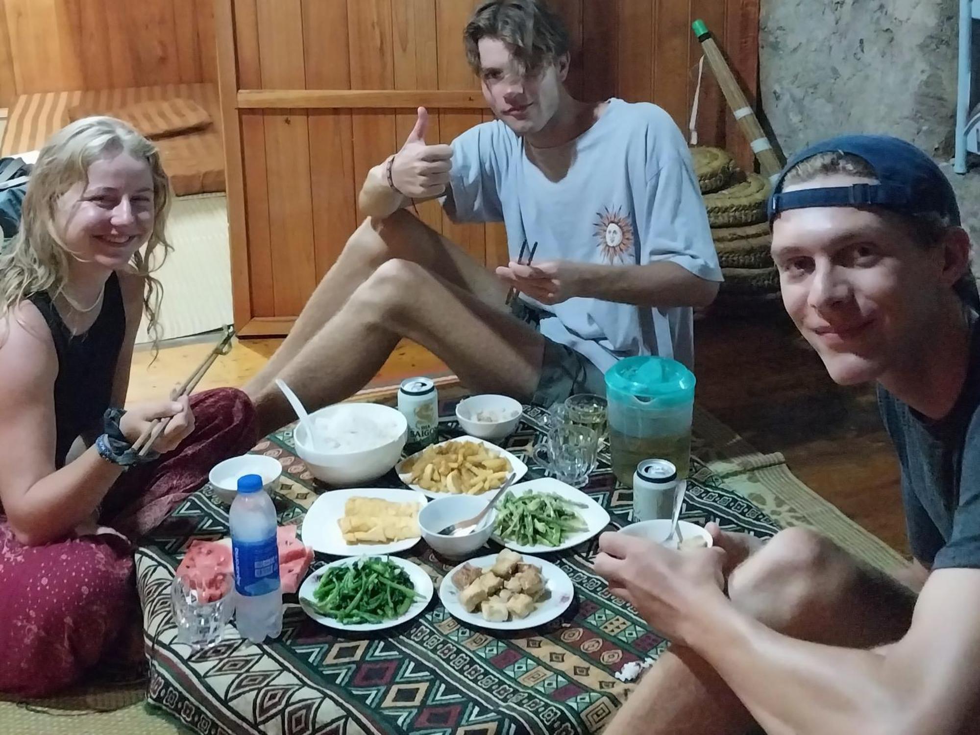 Trieu Hoan Homestay Cao Bang Exteriör bild